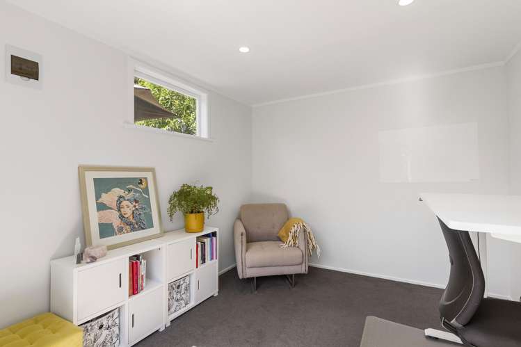 38 Eskdale Road Birkdale_12