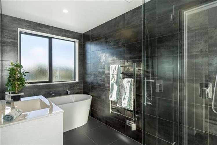 447a Ilam Road Bryndwr_14