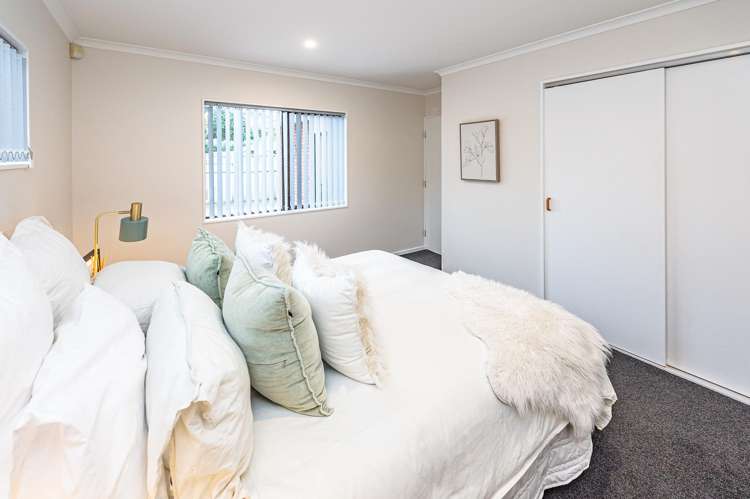 1 Loader Place Tawhero_21
