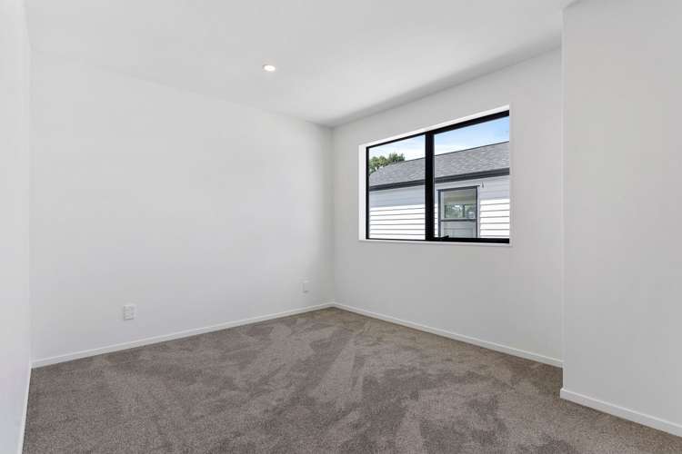 101A Beach Road Te Atatu Peninsula_13