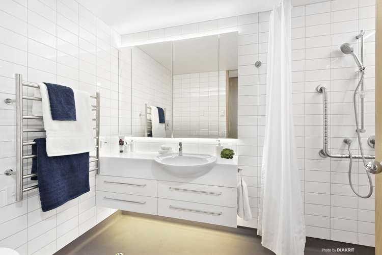 1/328 Oriental Parade Oriental Bay_10