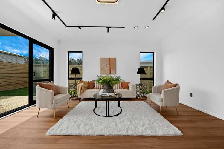 8B Brentford Place_2