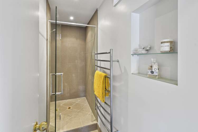 35 Eugenia Rise Totara Heights_14