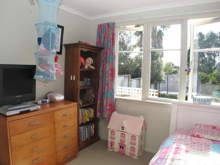 15 Bertram Road Kawakawa Bay_12