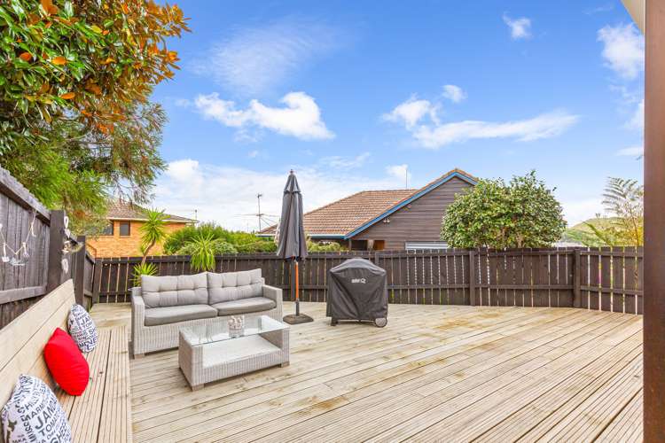 2/190 Norman Lesser Drive Saint Johns_14