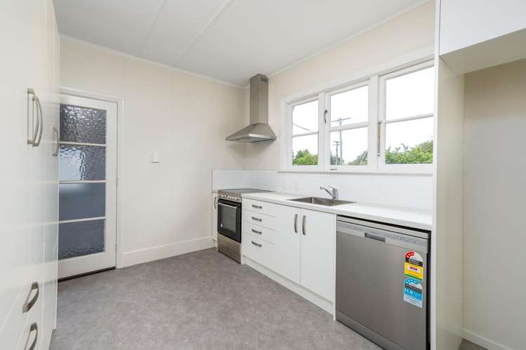 163 Queen Street Waimate_6