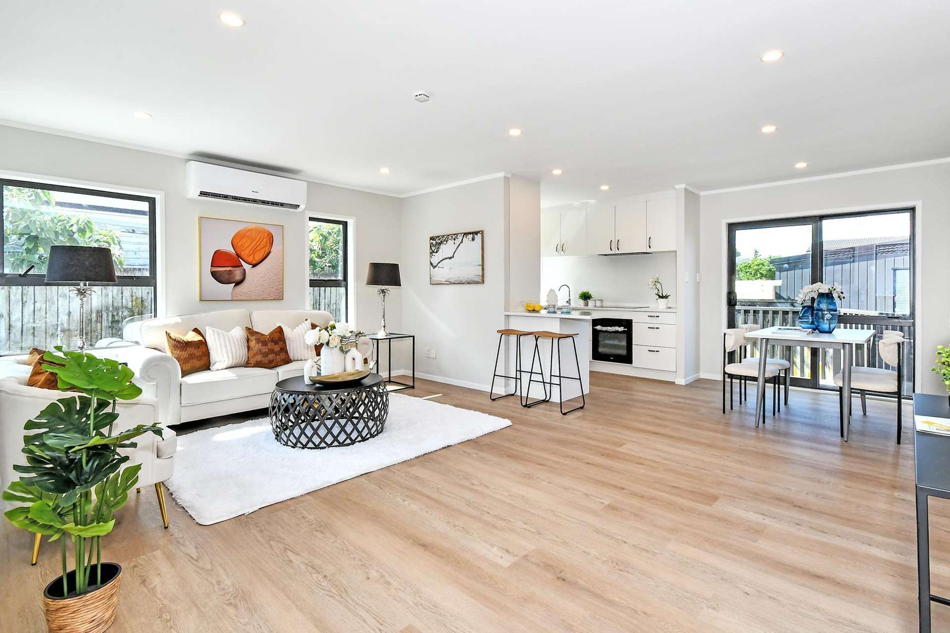 2/29 Earlsworth Road Mangere East_0