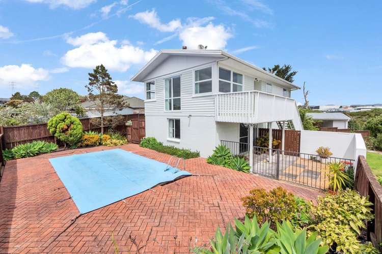 141 Flanshaw Road Te Atatu South_26