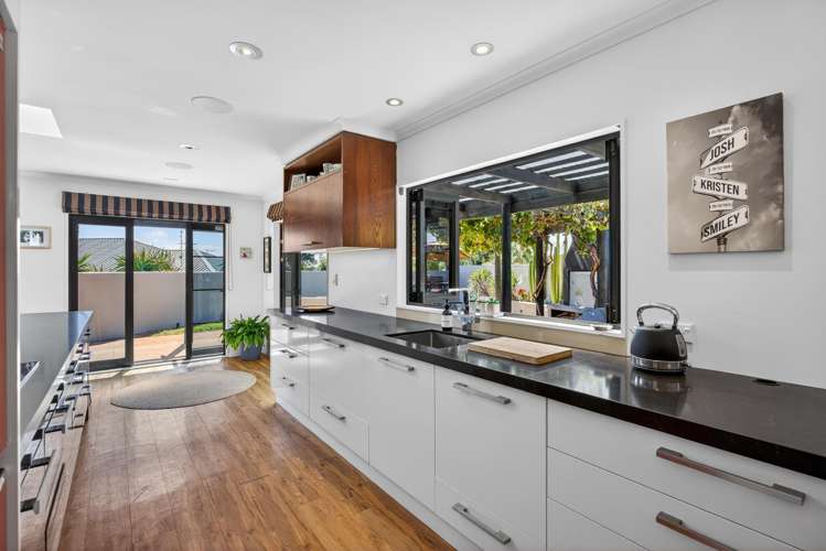 17 Ashdonleigh Grove Stoke_13