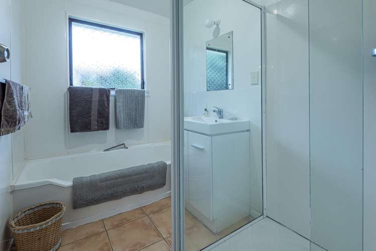 80 Fairway Drive Te Kamo_9