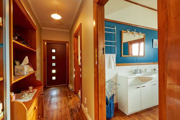 11 Sunrise Place Kekerengu_21