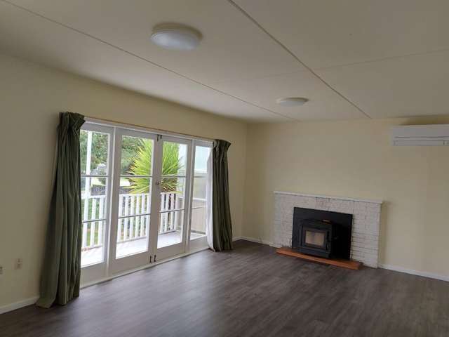 2/211 Rifle Range Road 11209_3