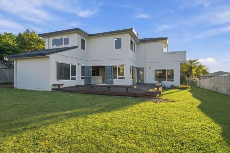 32 Stanley Drive Lynmore_3
