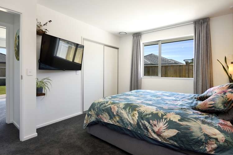 9 Camberley Road Richmond_16