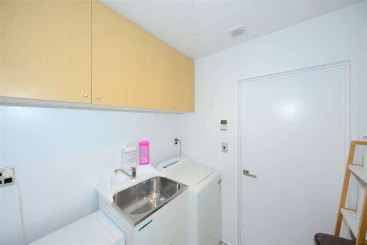 6 Raphael Close Rolleston_18