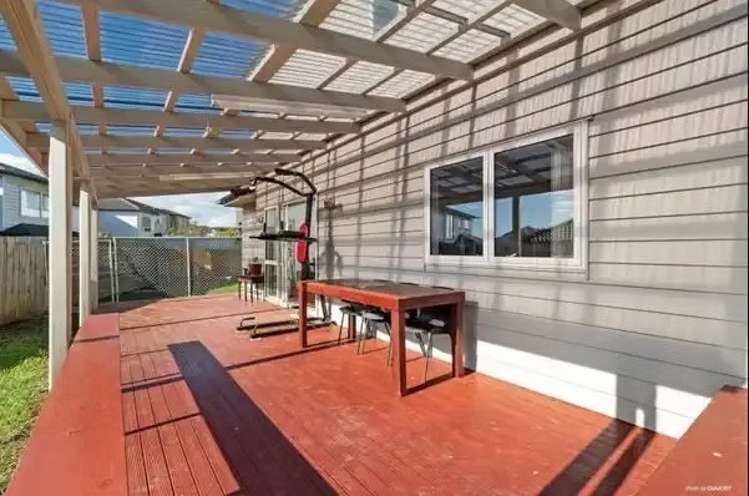  6 Listack Drive Flat Bush_10