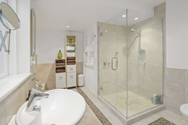 18 Hollywood Avenue Titirangi_17