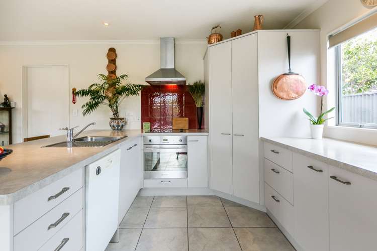 7a Warwick Crescent Taradale_5