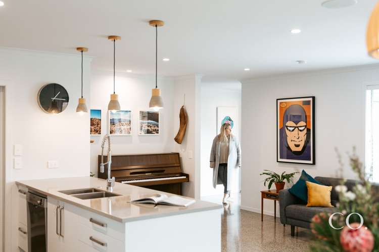 284 Ballintoy Park Drive Welcome Bay_11