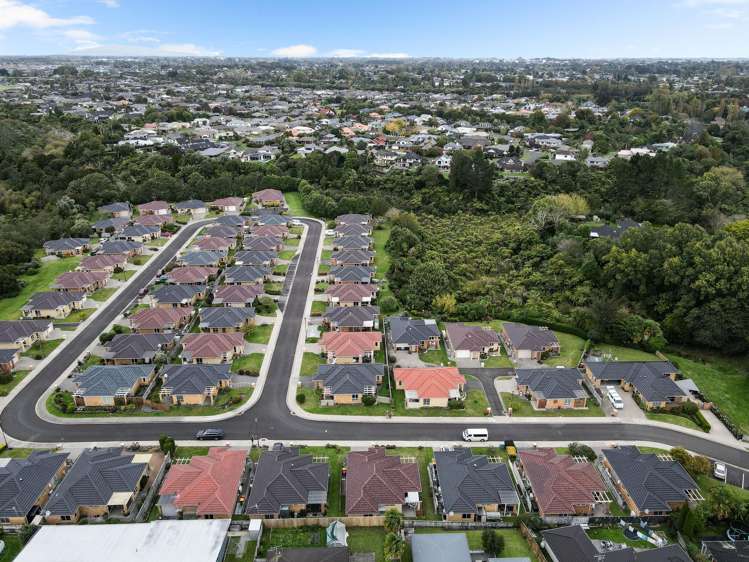 7 Sovereign Isle Lane Rototuna_15