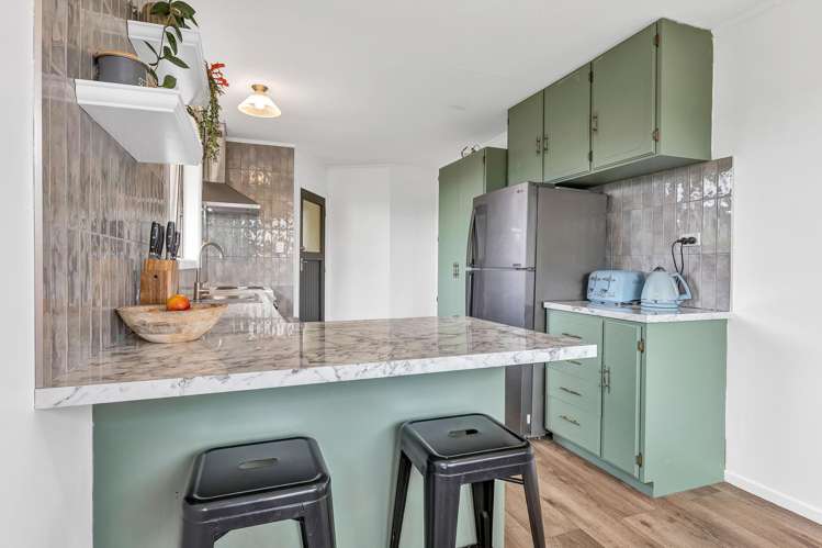 5 Tybalt Street Stratford_10