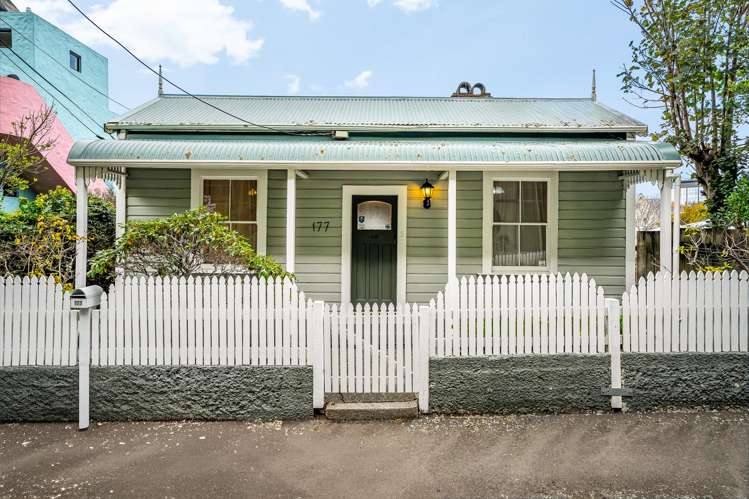 177 Grant Road_0