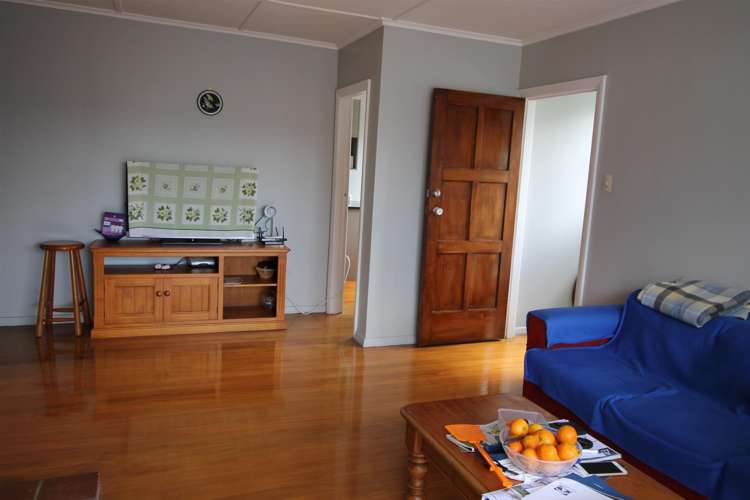 24 Memorial Avenue Mount Roskill_0