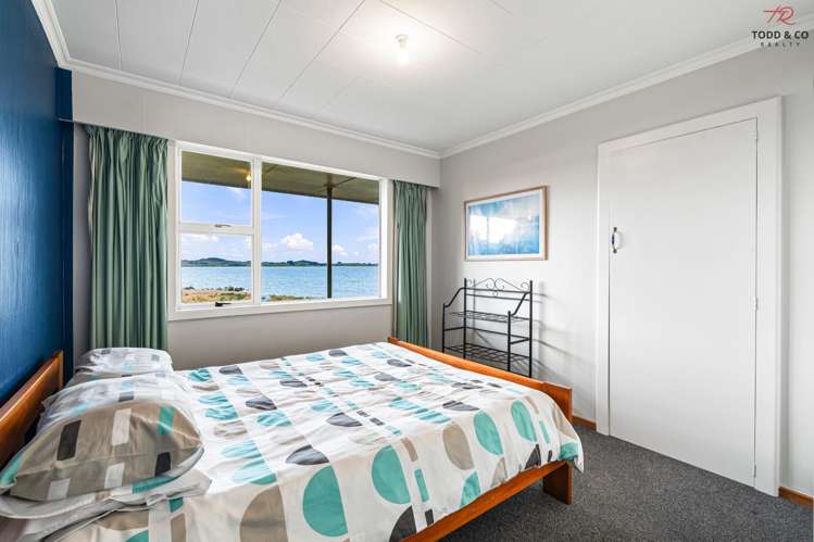 340, 350 Colac Foreshore Road Colac Bay_18