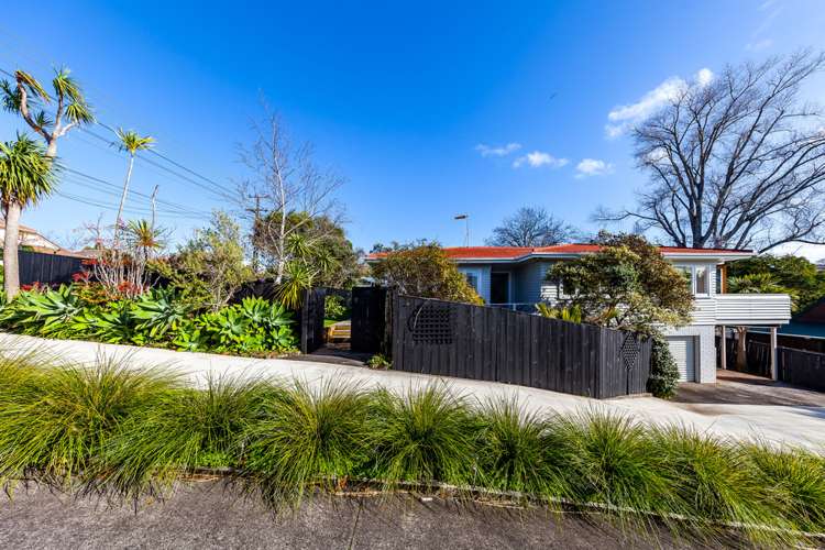 50 Uxbridge Road Mellons Bay_20