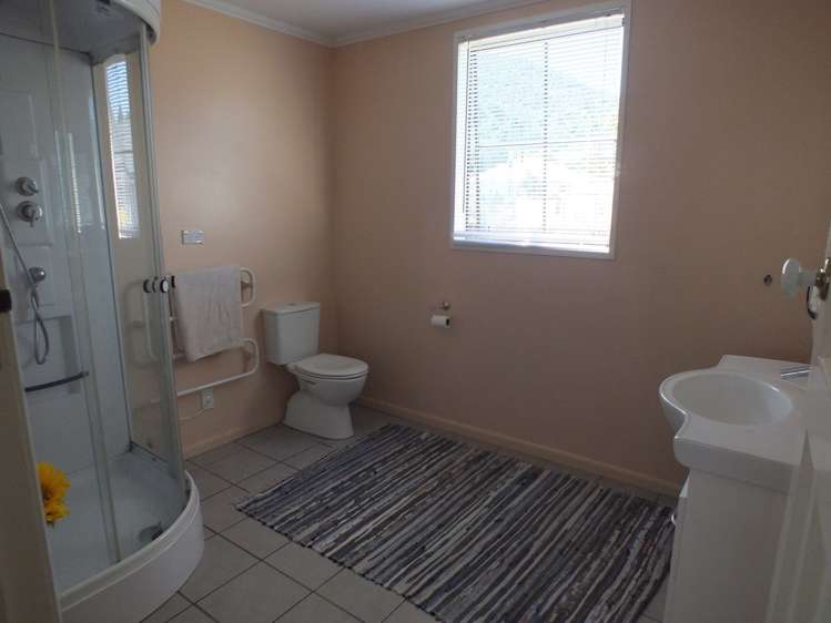 83 Dick Street Reefton_5