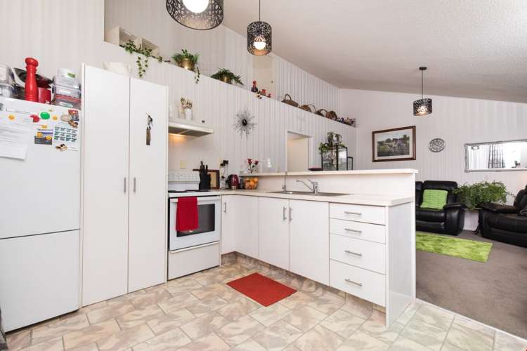 7/151 Kitchener Road Pukekohe_6