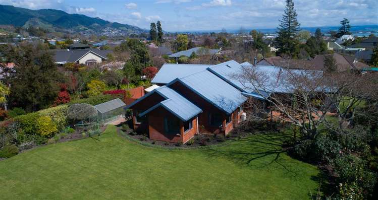 17 Ardilea Avenue Stoke_32