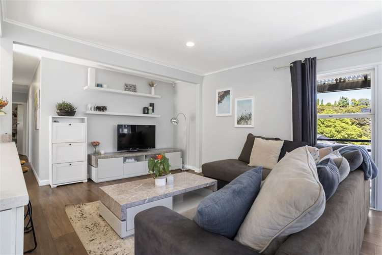 35 Taurus Crescent Beach Haven_10