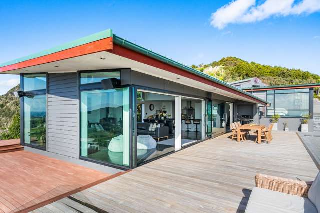 Luxury Furnished Rental: Designer Home with Stunning Views