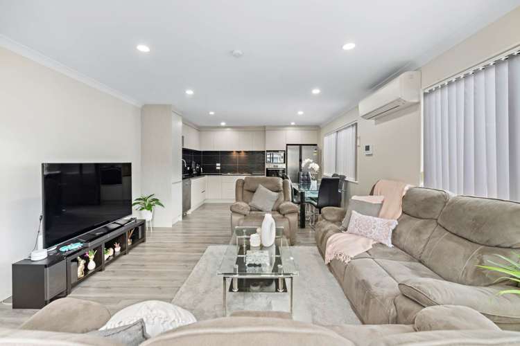 10 Koroheke Road Takanini_11