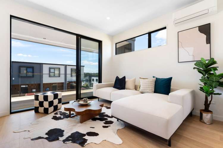 1 Heketara Way Westgate_10