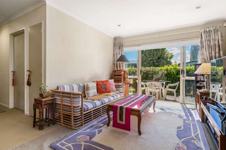 27/1 Piriti Drive Te Atatu Peninsula_5