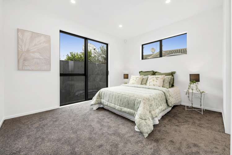 2/57 Sunderlands Road Bucklands Beach_7