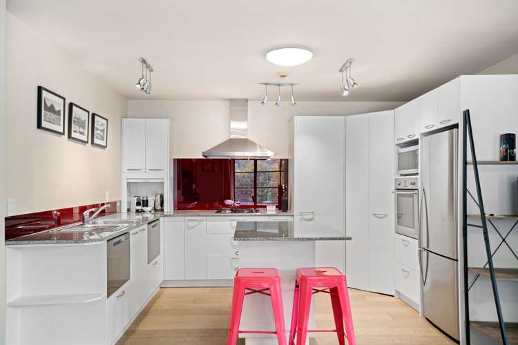 1/201 Beetham Street Queenstown_6