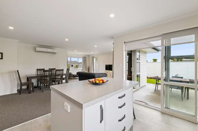 2 Queenwood Road Levin_4