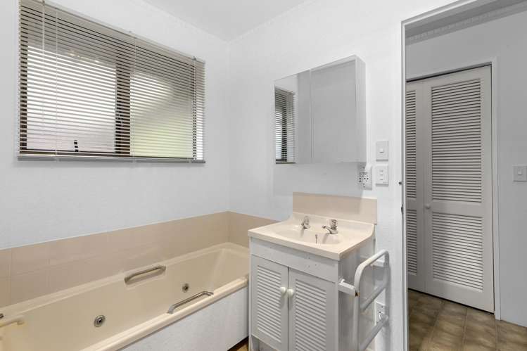 1/406 Fergusson Drive Heretaunga_20