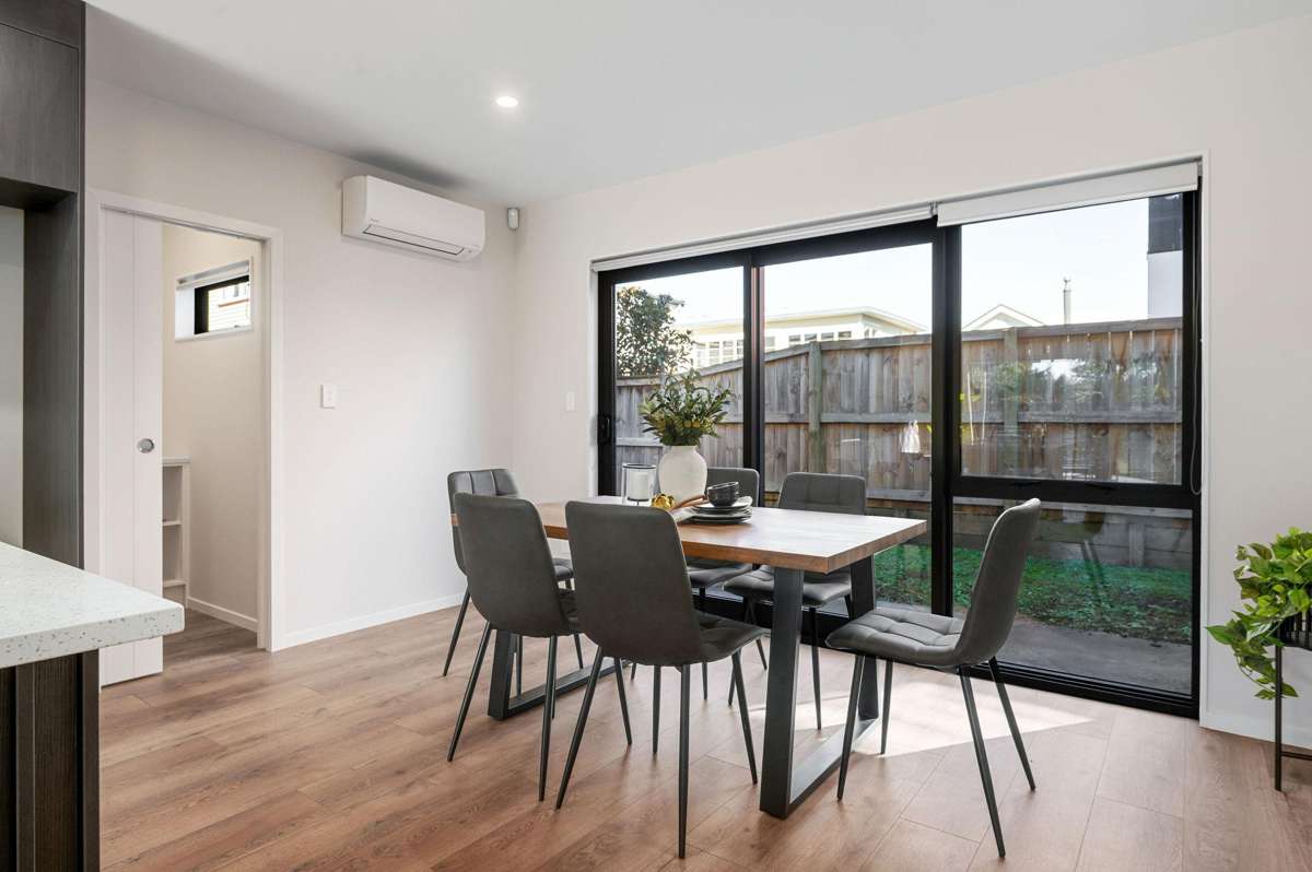 2/37 Casey Avenue_1