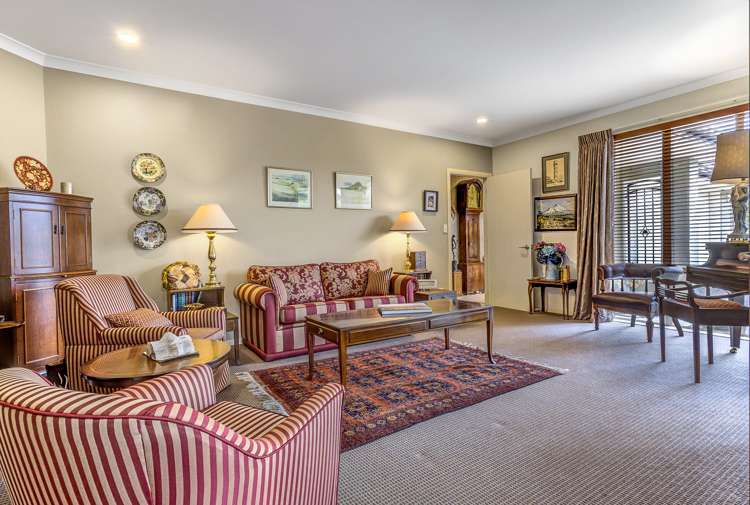 3 Merlin Close Huntington_8