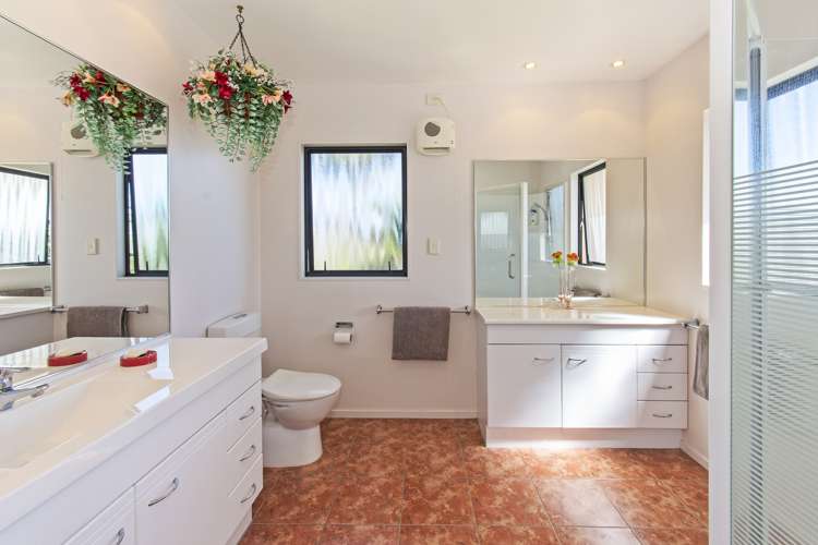 9 Lamia Place The Gardens_16