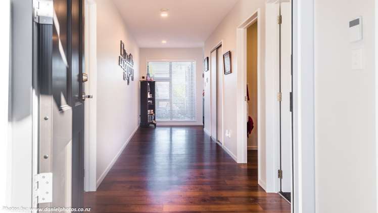 9 Farnborough Way Rolleston_1