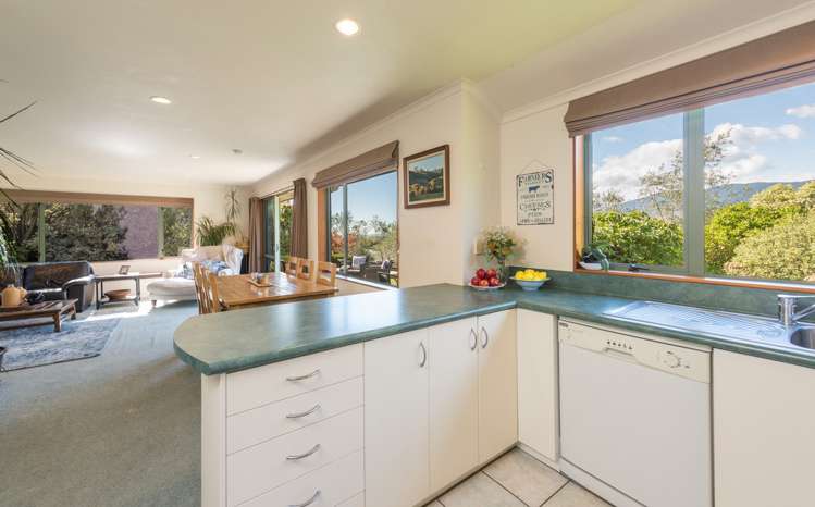 10 Olympus Way Richmond_9