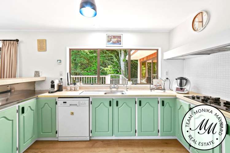 8 Deodar Place Totara Heights_4