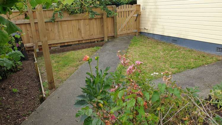 2/1067 Fergusson Drive Clouston Park_15