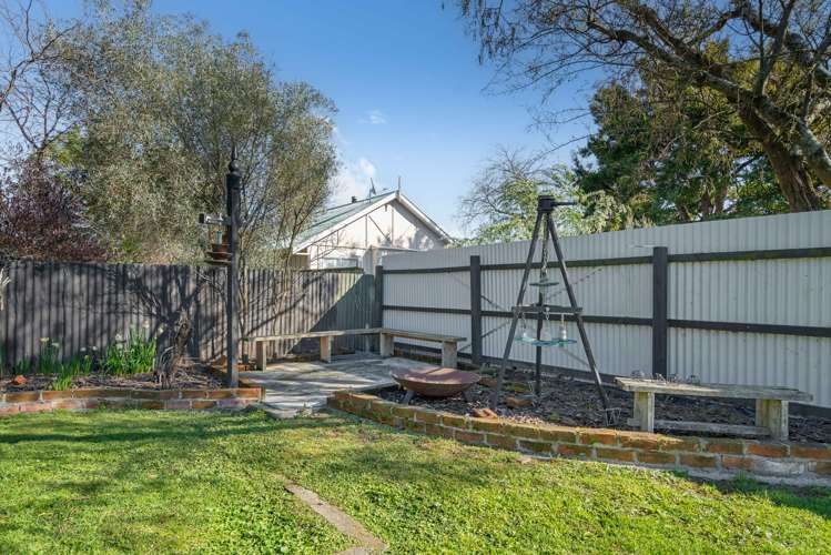 16 Diamond Street Carterton_21