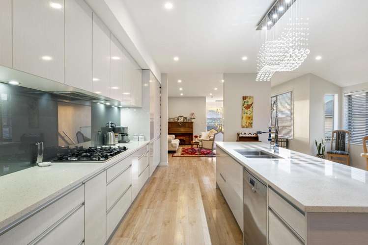 7 Bridget Court Red Beach_11